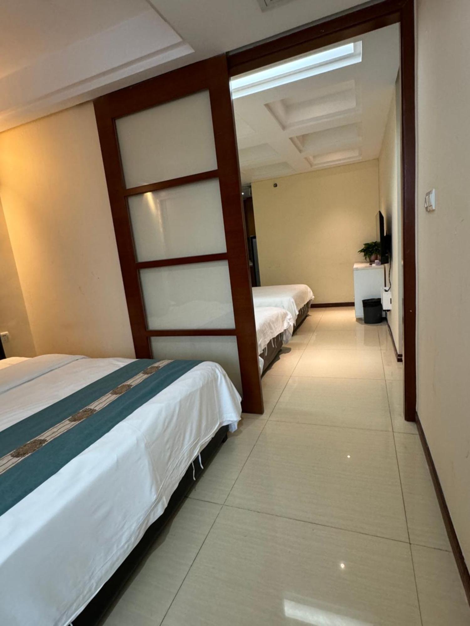 Waifiden Apartment Min Jian Financial Building-Free Shuttle Bus During The Canton Fair Esterno foto